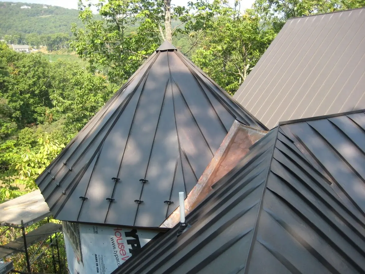 Professional Roof Tarp Installation by Craftsman Roofing in Strasburg